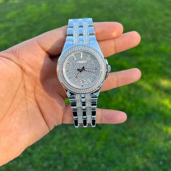 BULOVA  diamond Crystal Pave Men's Watch silver - Picture 10 of 15